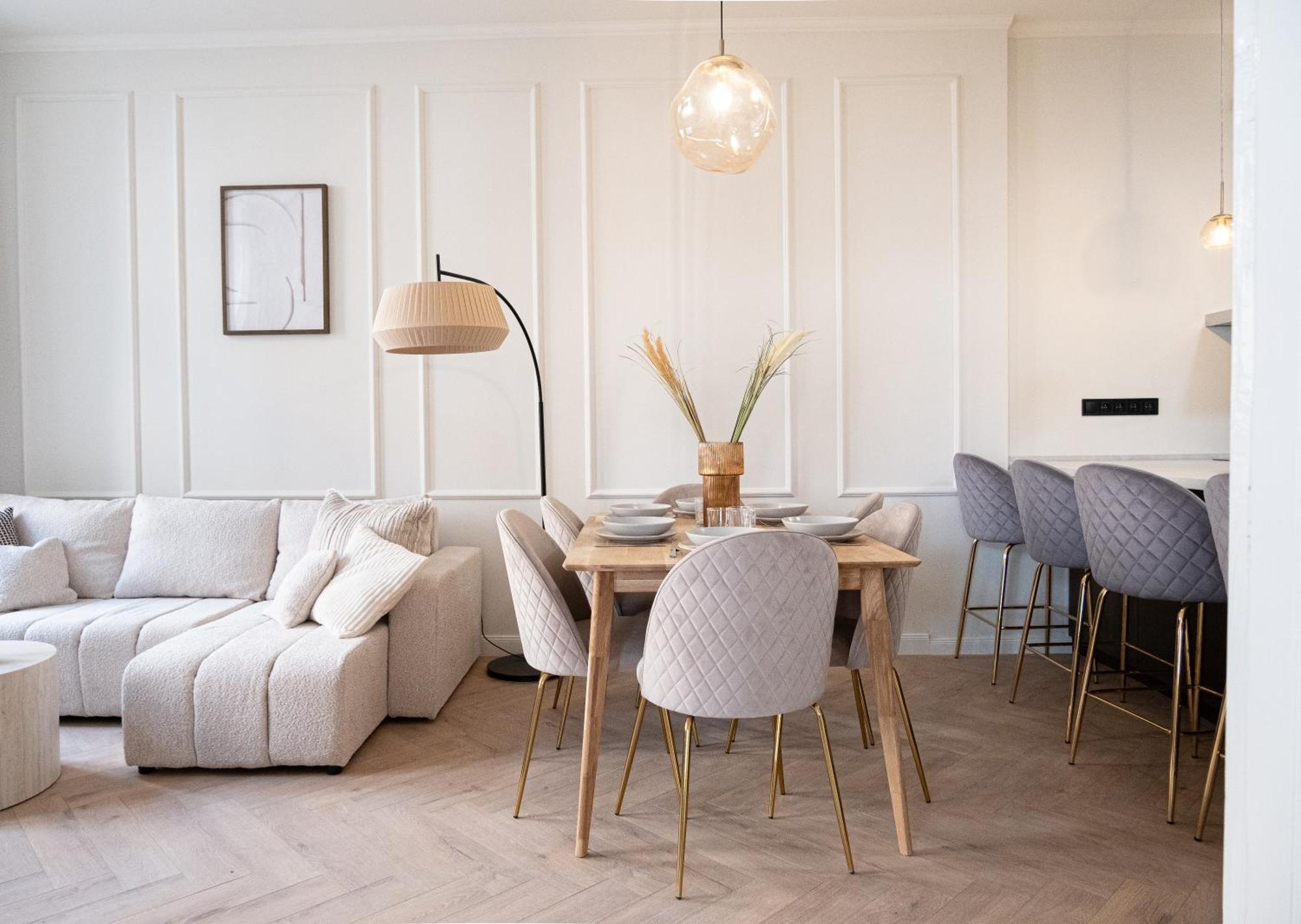 Lejlighed 4 Minutes National Theather Apartment, *